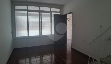 Sobrado à venda com 2 quartos em Santana, São Paulo, SP