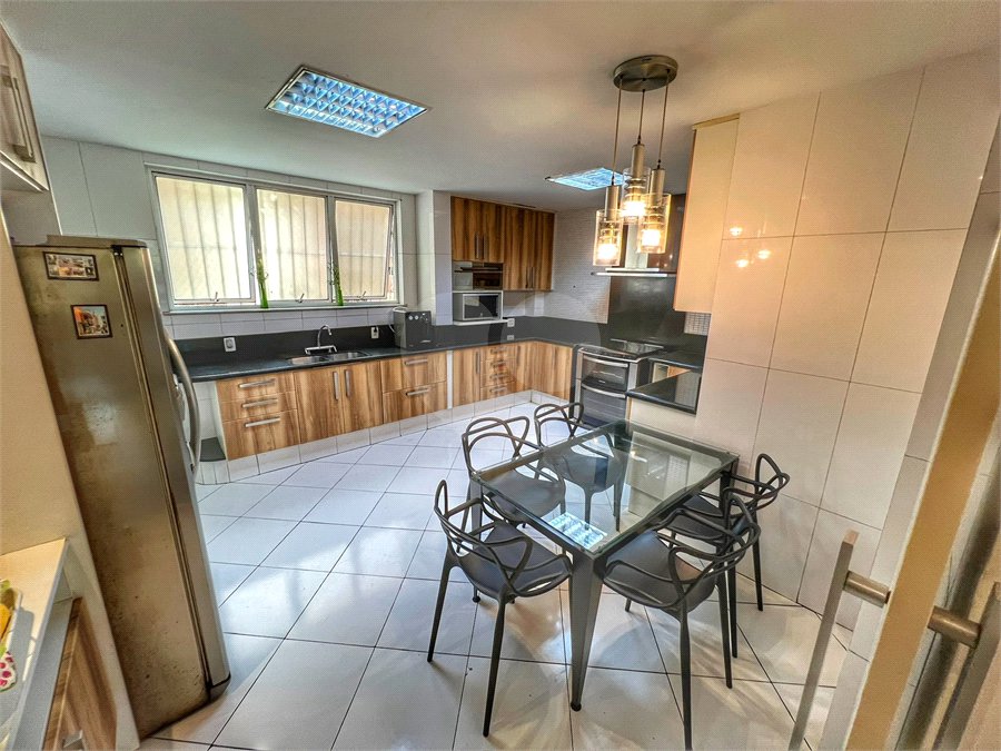 Apartamento à venda com 4 quartos, sendo 2 suítes,  em Flamengo, Rio de Janeiro, RJ