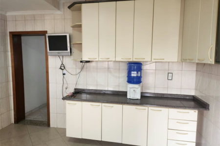 Sobrado à venda com 3 quartos em Vila Dalila, São Paulo, SP
