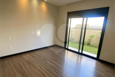 Casa à venda com 4 suítes no condomínio Campo de Toscana, Vinhedo - SP