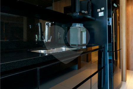 Apartamento à venda com 3 suítes em Cidade Monções, São Paulo, SP
