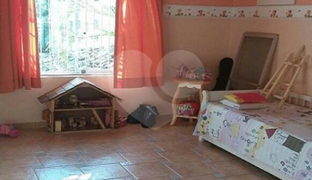 Sobrado à venda ou para alugar com 4 quartos, sendo 1 suíte,  em Santana, São Paulo, SP