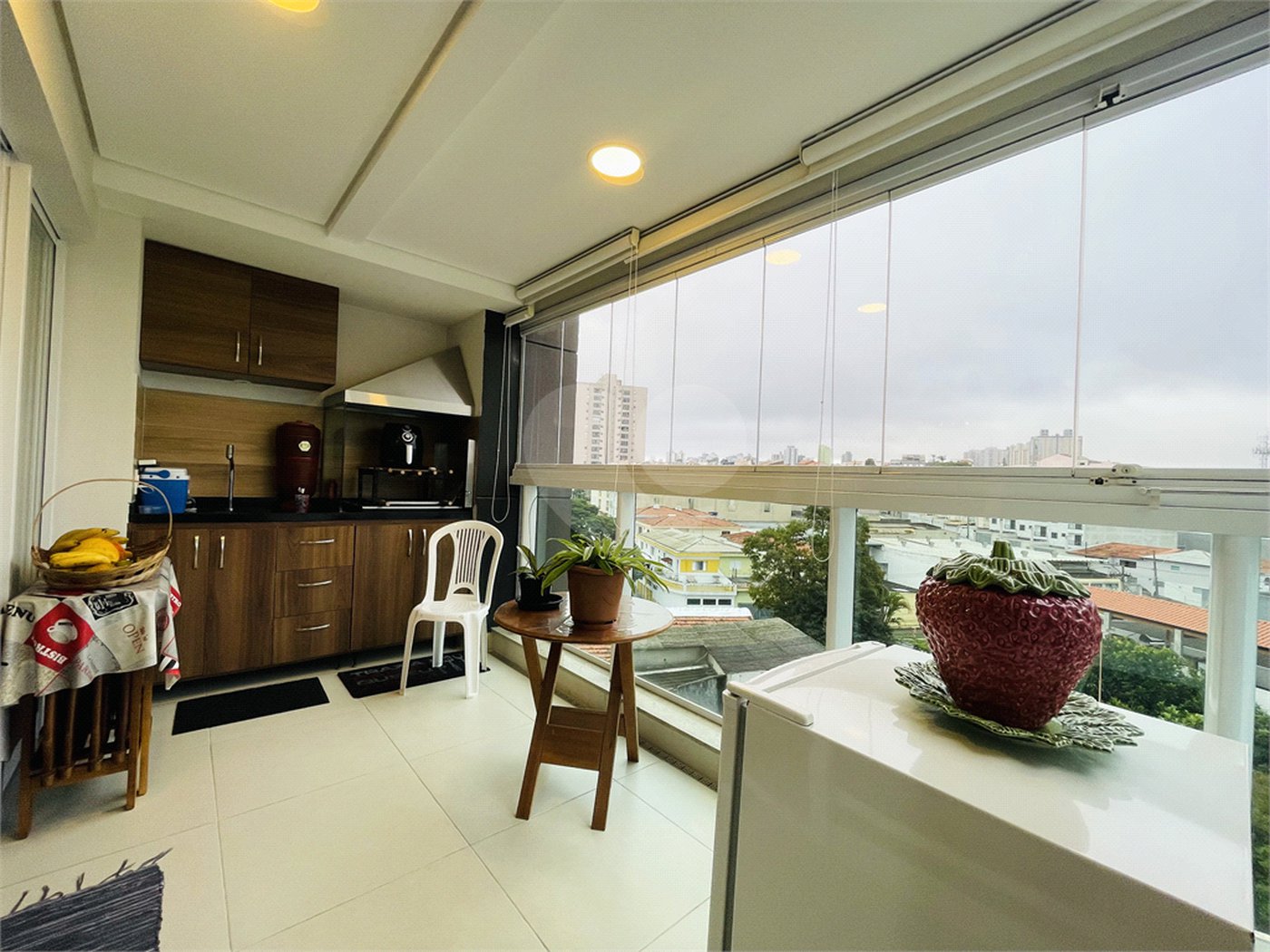 Apartamento à venda com 2 suítes em Vila Scarpelli, Santo André, SP