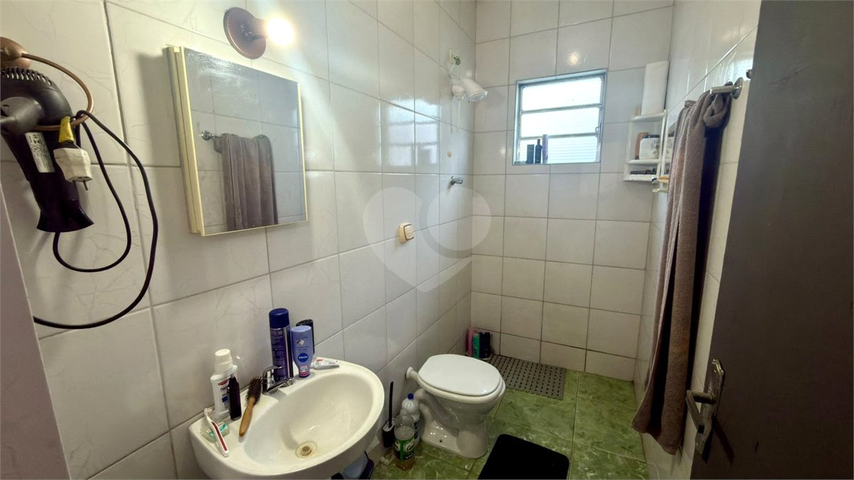Sobrado à venda com 4 quartos, sendo 1 suíte, em Jardim Wanel Ville V, Sorocaba, SP