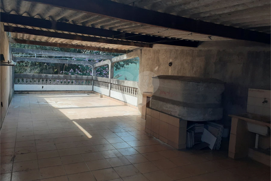 Sobrado à venda com 5 quartos, sendo 1 suíte, em Vila Amália (zona Norte), São Paulo, SP