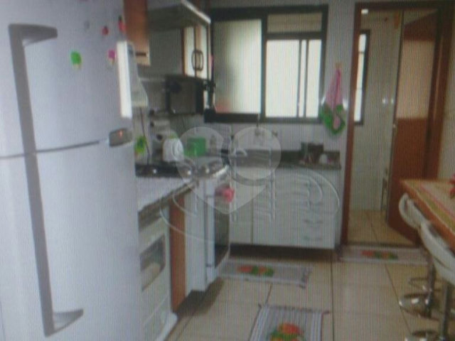 Apartamento à venda com 2 quartos, sendo 1 suíte,  em Canto do Forte, Praia Grande, SP