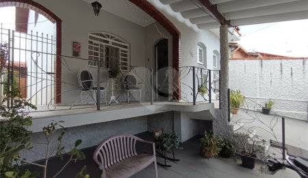 Casa à venda com 5 quartos, sendo 1 suíte,  em Jardim São Paulo, Sorocaba, SP