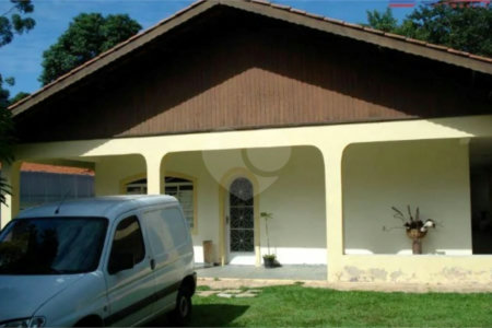 Casa à venda com 3 quartos, sendo 2 suítes, em Vista Alegre, Vinhedo, SP