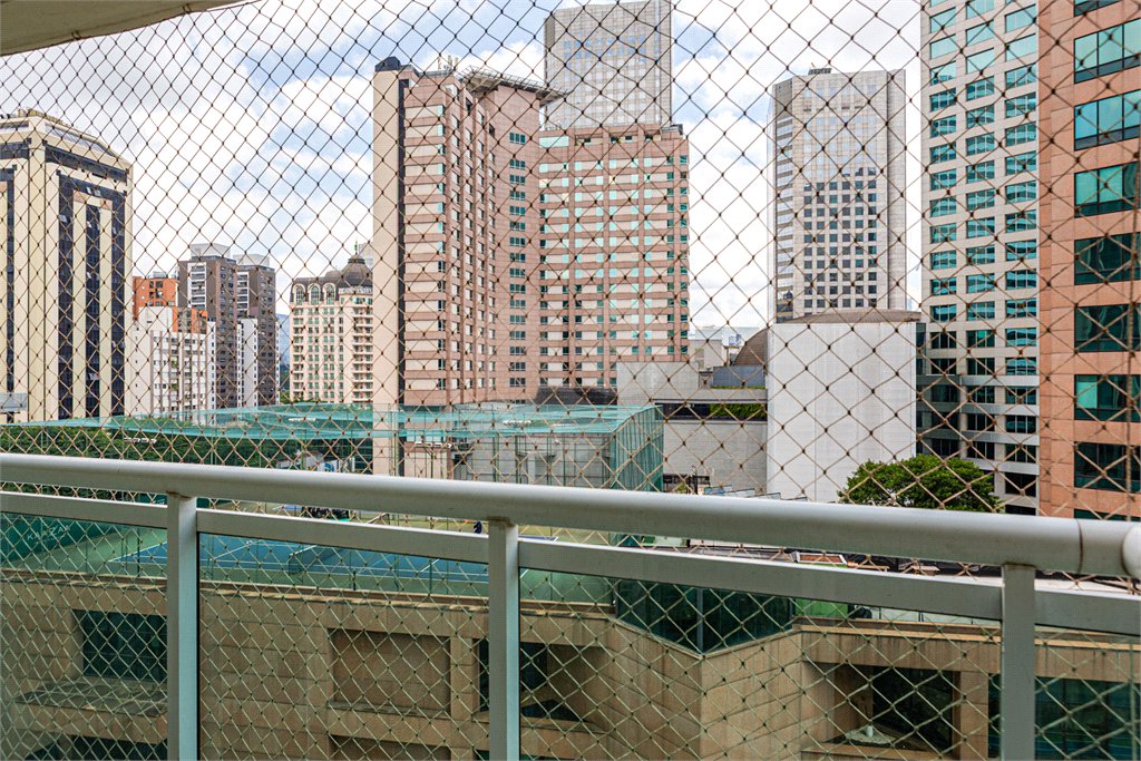 Duplex à venda com 3 suítes em Cidade Monções, São Paulo, SP