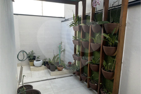 Casa à venda com 3 quartos, sendo 1 suíte, no condomínio Jardim Residencial Dona Maria José, Indaiatuba - SP