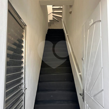 Sobrado à venda com 2 quartos, sendo 1 suíte, em Vila Correa, Ferraz de Vasconcelos, SP