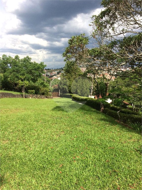 Chácara à venda com 8 quartos, sendo 3 suítes, no Centro, Bom Jesus dos Perdões, SP