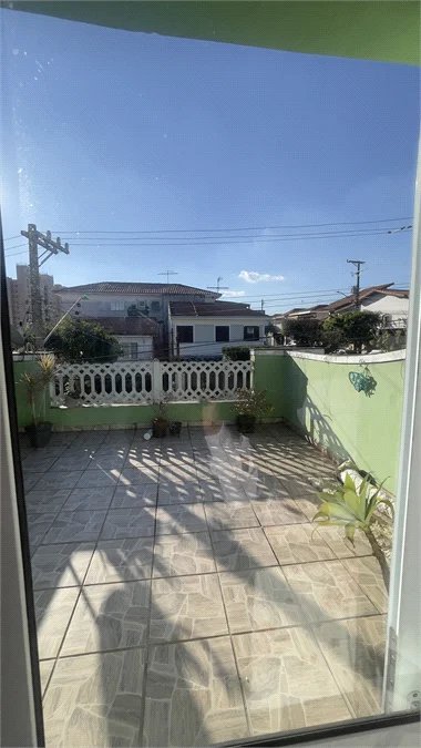 Sobrado à venda com 3 suítes em Jardim Ester Yolanda, São Paulo, SP