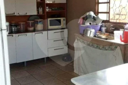 Casa Térrea à venda com 2 quartos em Traviú, Jundiaí, SP