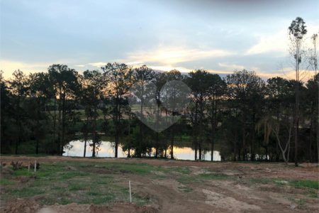 Terreno à venda no condomínio Residencial Casa do Lago, Indaiatuba - SP