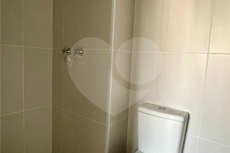 Apartamento à venda com 2 quartos em Moema, São Paulo, SP