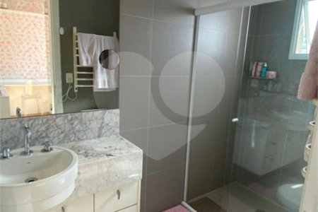 Apartamento à venda com 3 suítes em Vila Romana, São Paulo, SP