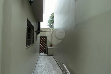 Sobrado à venda com 3 quartos, sendo 1 suíte, em Brooklin, São Paulo, SP