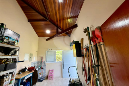 Casa à venda com 2 suítes em Loteamento de Chácaras Arumã, Sarapuí, SP