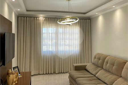 Casa à venda com 3 quartos, sendo 1 suíte, no condomínio Jardim Europa, Mogi das Cruzes - SP