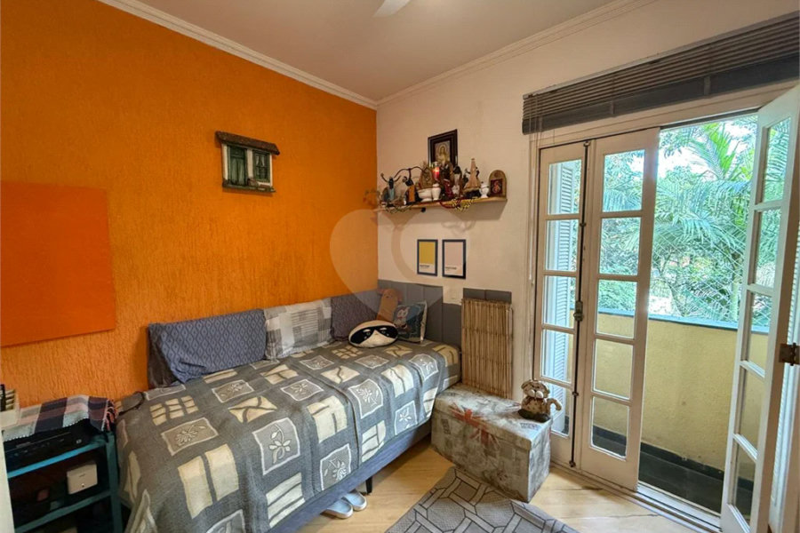 Casa à venda com 2 suítes no condomínio Village Palmas, São Paulo - SP