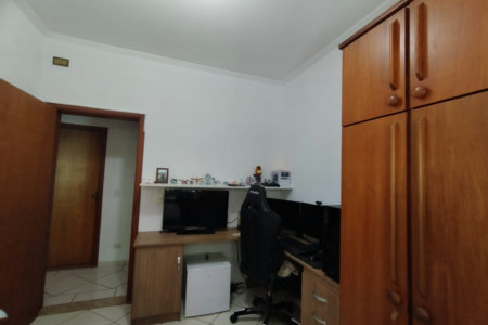 Casa à venda com 3 quartos, sendo 1 suíte, no condomínio Outeiro Das Flores, Itupeva - SP