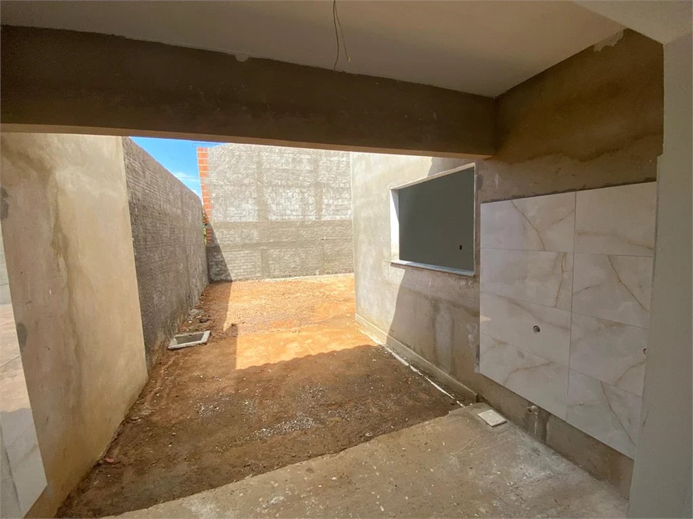Casa à venda com 2 quartos, sendo 1 suíte,  em Residencial Mont'serrat, Balsas, MA