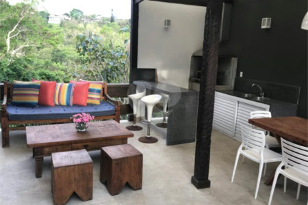 Casa à venda com 5 suítes em Alto de Búzios, Armação dos Búzios, RJ