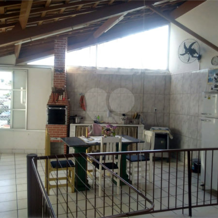 Sobrado à venda com 4 quartos, sendo 1 suíte,  em Jardim Pacaembu, Jundiaí, SP