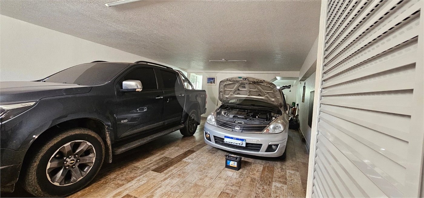 Sobrado à venda com 3 quartos, sendo 1 suíte,  em Vila Regente Feijó, São Paulo, SP
