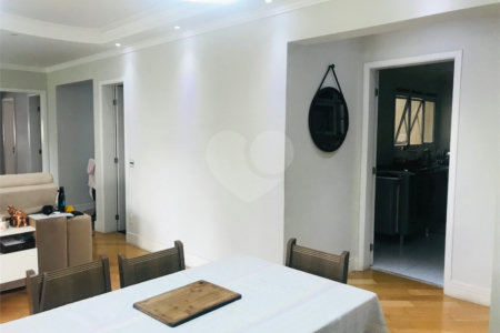 Apartamento à venda com 3 quartos, sendo 1 suíte,  no Centro, São Bernardo do Campo, SP