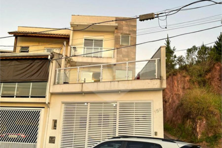 Casa à venda com 3 suítes no condomínio Residencial Rubi, Mogi das Cruzes - SP