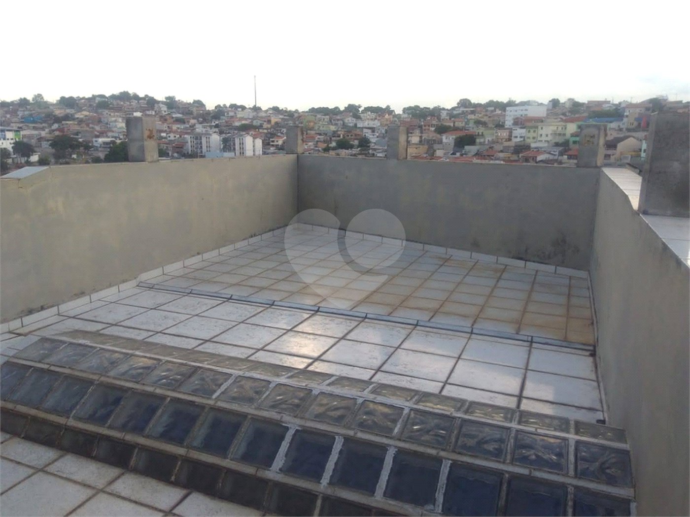 Sobrado à venda com 4 quartos, sendo 1 suíte,  em Jardim Pacaembu, Jundiaí, SP