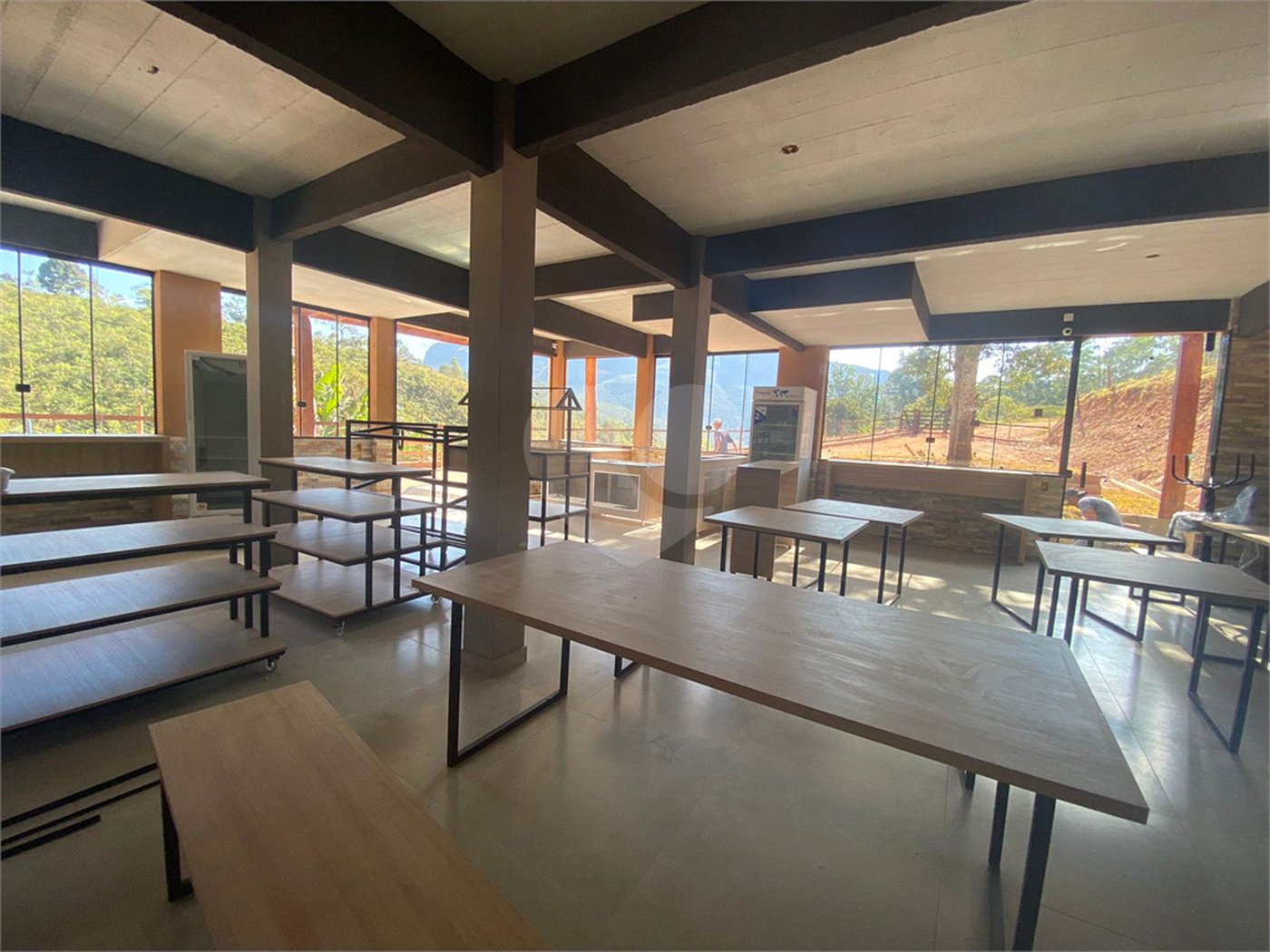 Fazenda à venda com 11 quartos, sendo 8 suítes, em Lavras Novas, Ouro Preto, MG
