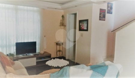 Sobrado à venda com 3 quartos, sendo 1 suíte,  em Horto, São Paulo, SP