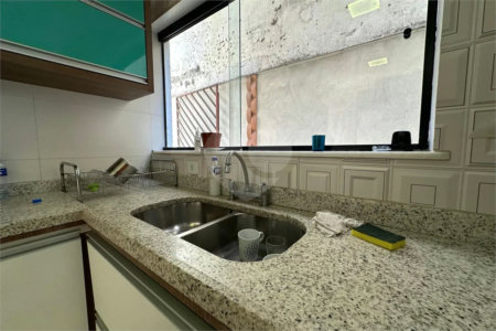 Sobrado à venda com 4 quartos, sendo 2 suítes, em Vila Ipojuca, São Paulo, SP