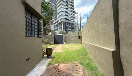 Sobrado para alugar com 6 quartos, sendo 2 suítes,  em Consolação, São Paulo, SP