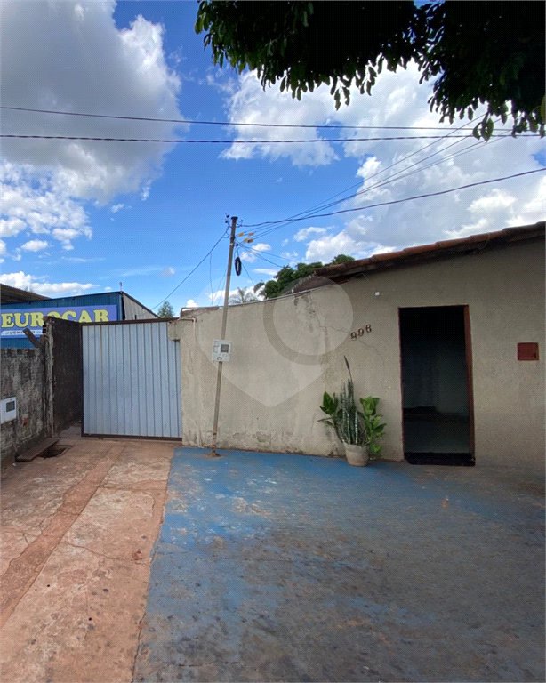 Casa à venda com 3 quartos em Vila Aquidabam, Ponta Porã, MS