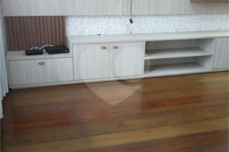 Chácara à venda com 3 quartos, sendo 1 suíte,  em Conjunto Habitacional Brás Cubas, Mogi das Cruzes, SP