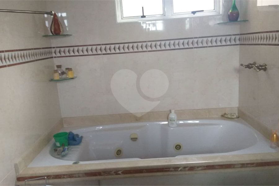 Sobrado à venda com 6 quartos, sendo 1 suíte,  no Brasilândia, São Paulo, SP