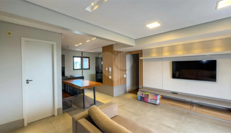 Apartamento à venda com 3 quartos, sendo 1 suíte,  em Chácara Santo Antônio, São Paulo, SP