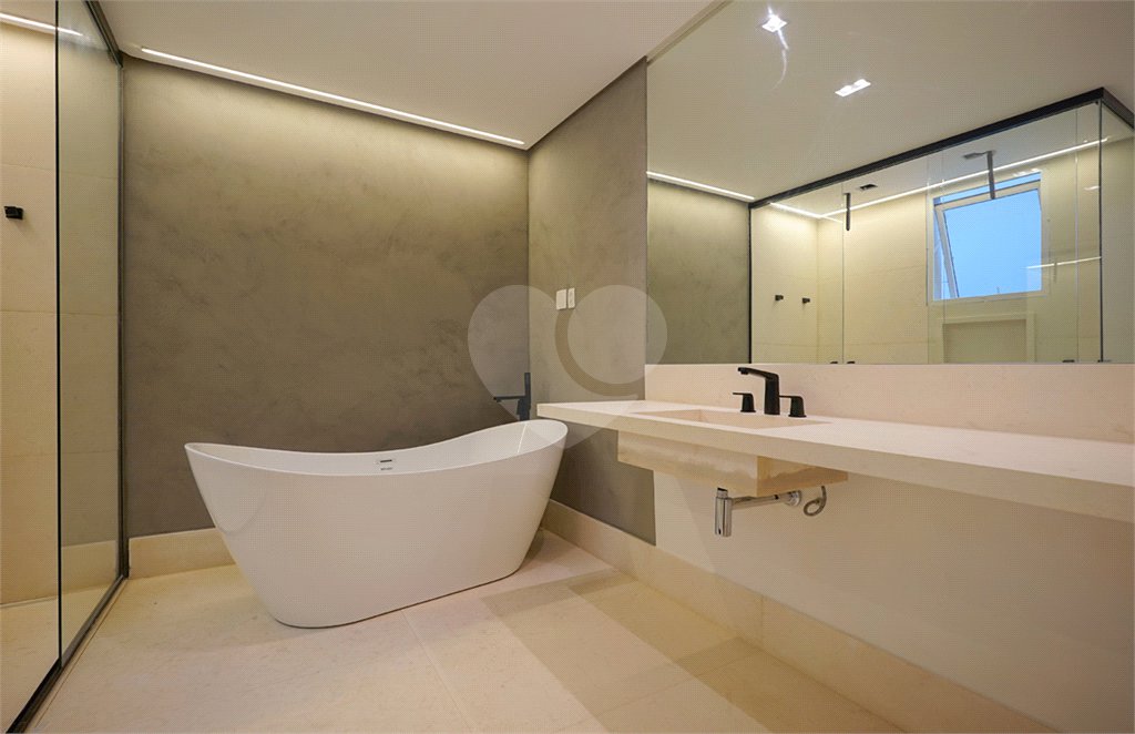 Casa para alugar com 4 suítes no condomínio Hípica Garden, São Paulo - SP