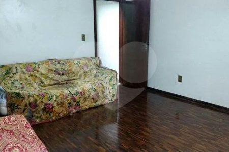 Casa à venda com 3 quartos, sendo 2 suítes, em Jardim São Paulo(zona Norte), São Paulo, SP