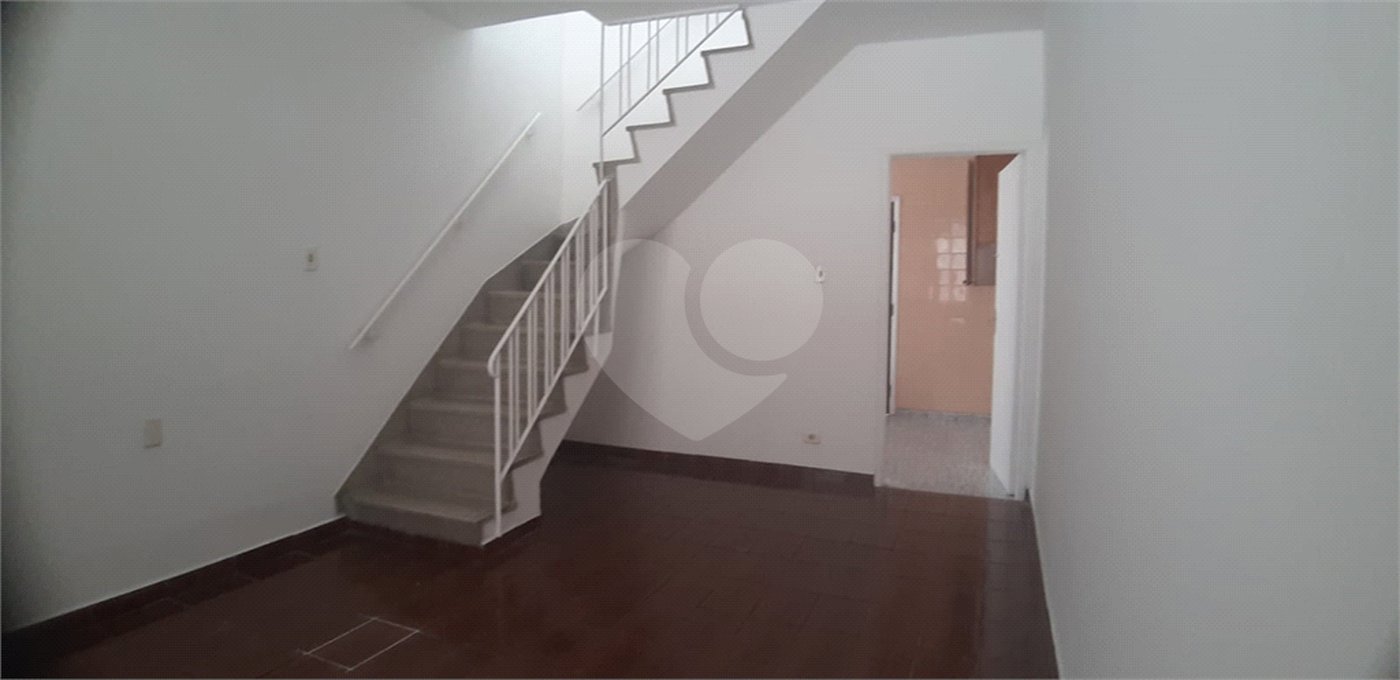 Sobrado à venda com 2 quartos em Santana, São Paulo, SP