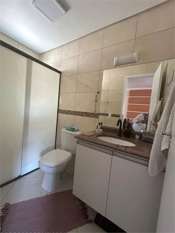 Casa à venda com 3 quartos, sendo 1 suíte, no condomínio Vila das Cores, São Paulo - SP