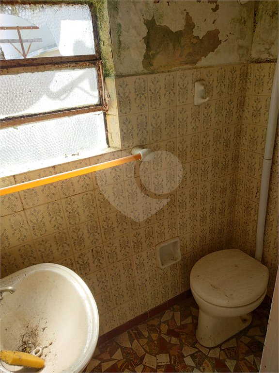 Casa à venda com 2 quartos, sendo 1 suíte, no Centro, Jarinu, SP