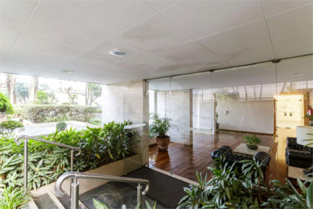 Apartamento à venda com 2 quartos, sendo 1 suíte, em Vila Olímpia, São Paulo, SP