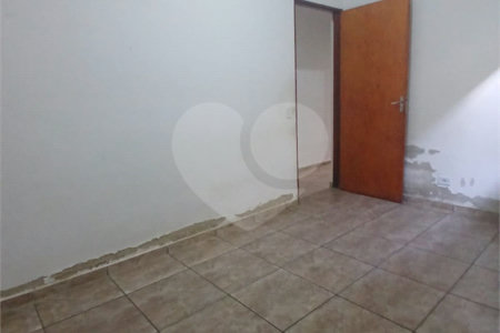 Casa à venda com 2 quartos em Jardim das Palmeiras, Atibaia, SP