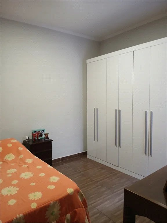 Sobrado à venda com 3 quartos, sendo 1 suíte, em Jardim Humaitá, São Paulo, SP