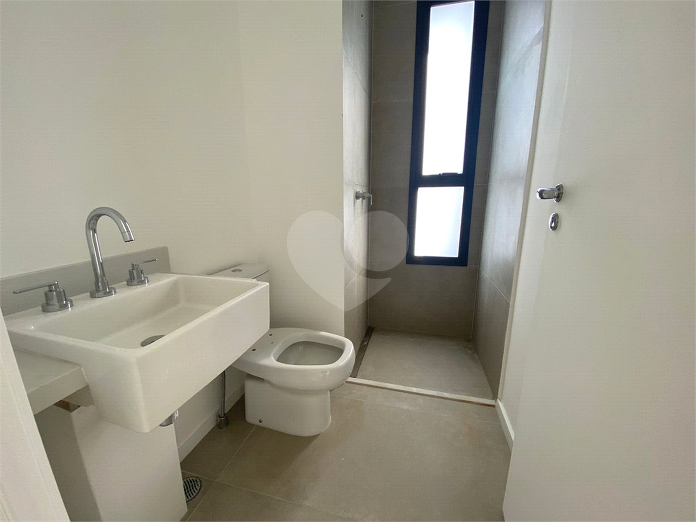 Apartamento à venda com 3 suítes em Jardim das Acácias, São Paulo, SP